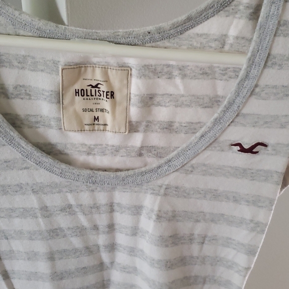 Too small - Picture 2 of 3